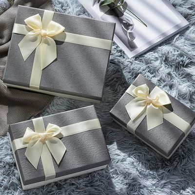 Customized Three Sizes Rigid Paper Gift Box With Bow For Spouse Friend Family