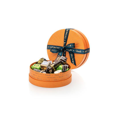Dia 14cm Christmas Chocolate Packaging , Assorted Chocolate Gift Boxes Ribbon Closure