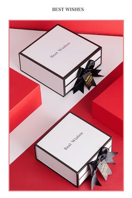 Rigid White Magnetic Cardboard Gift Boxes With Black Rim And Ribbon Bow