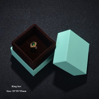 Custom Packaging Cardboard Jewelry Boxes For Necklaces Shoulder Type With Velvet Lining