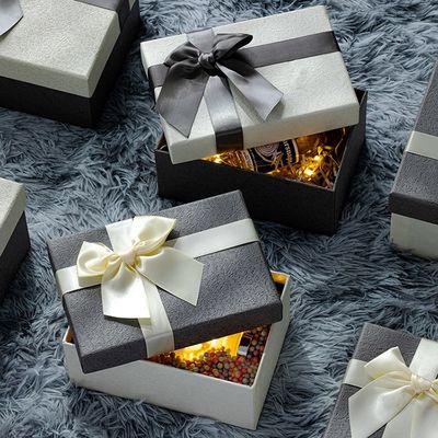 Customized Three Sizes Rigid Paper Gift Box With Bow For Spouse Friend Family