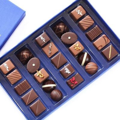 Navy Blue Multipurpose Luxury Chocolate Boxes Packaging , Empty Truffle Boxes Customized